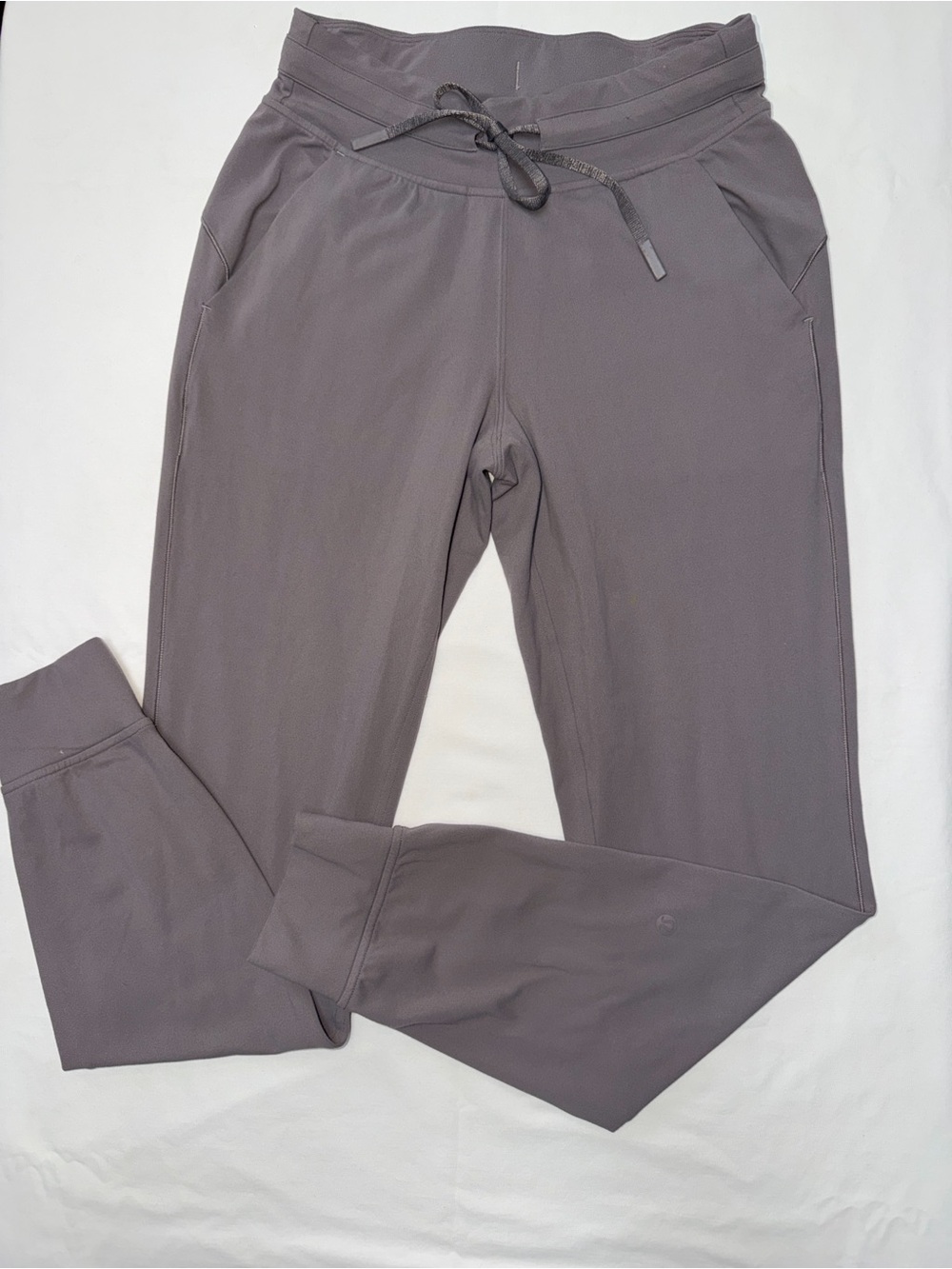 lululemon athletica Women's Drawstring Joggers in Gray